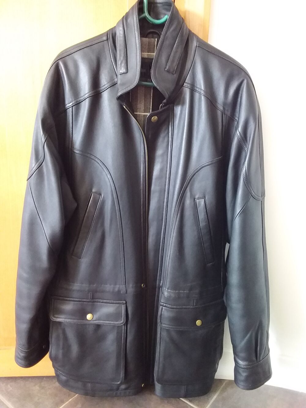 Veste en cuir noir homme &eacute;l&eacute;gante V�tements