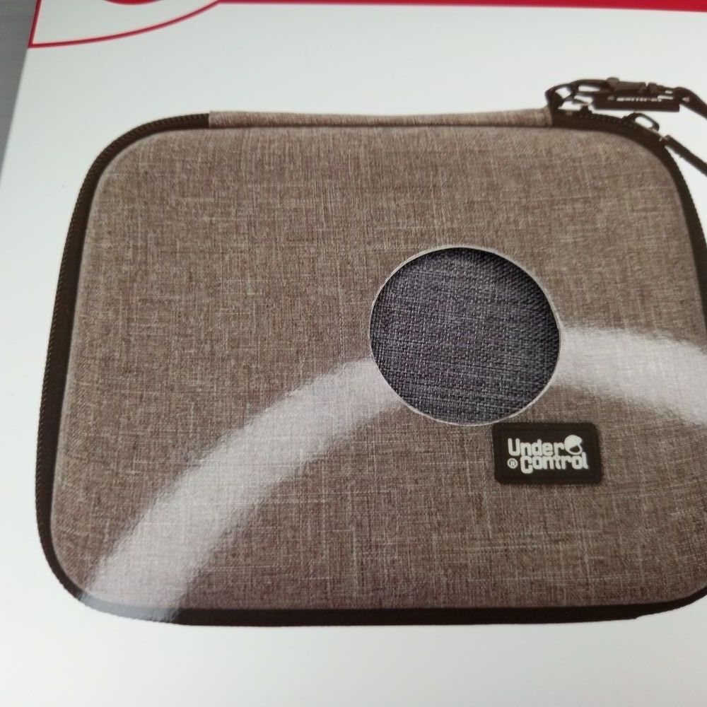 une pochette de protection pour Nintendo 2 DS Consoles et jeux vidéos