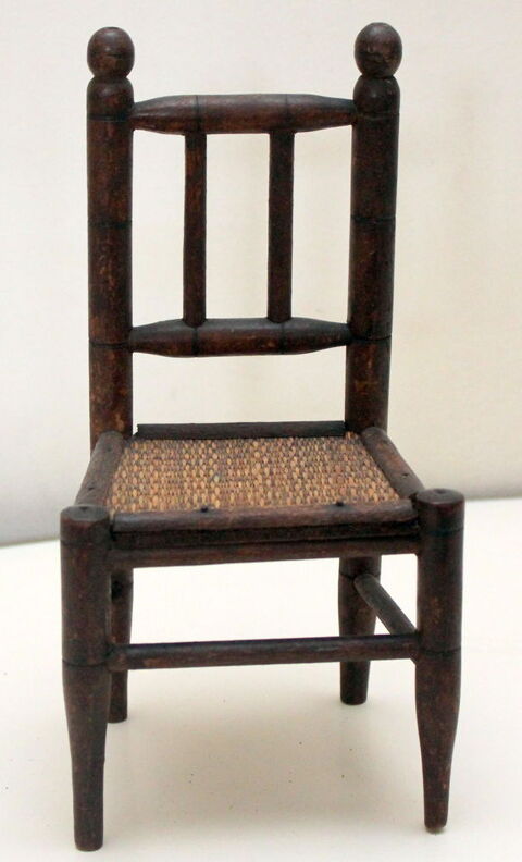 Chaise de poupée paille et bambou Napoléon III 60 Issy-les-Moulineaux (92)