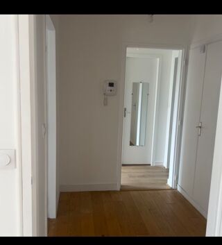  Appartement à louer 2 pièces 50 m²