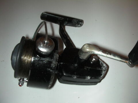 MOULINET DE P�CHE JET703. 15 Roques (31)