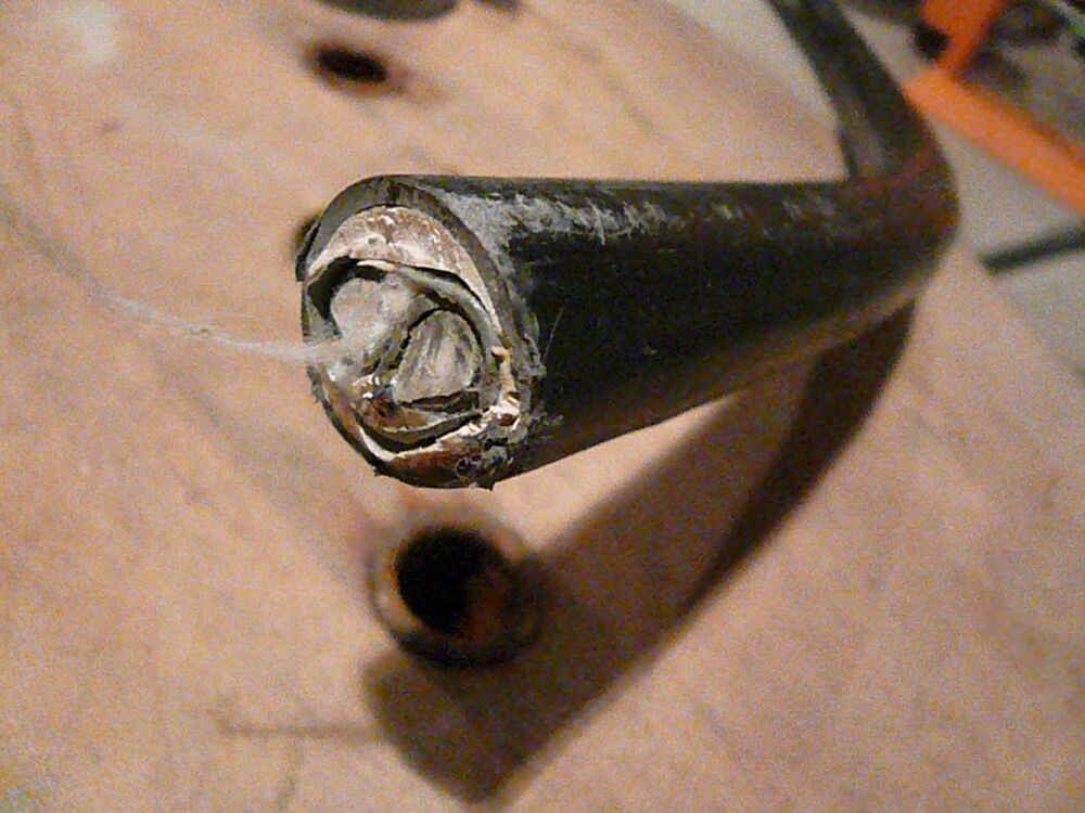 C&acirc;ble &eacute;lectrique alimentation pavillon Bricolage