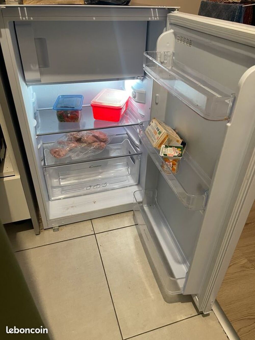 Frigo Candy tr&egrave;s bon &eacute;tat Electroménager