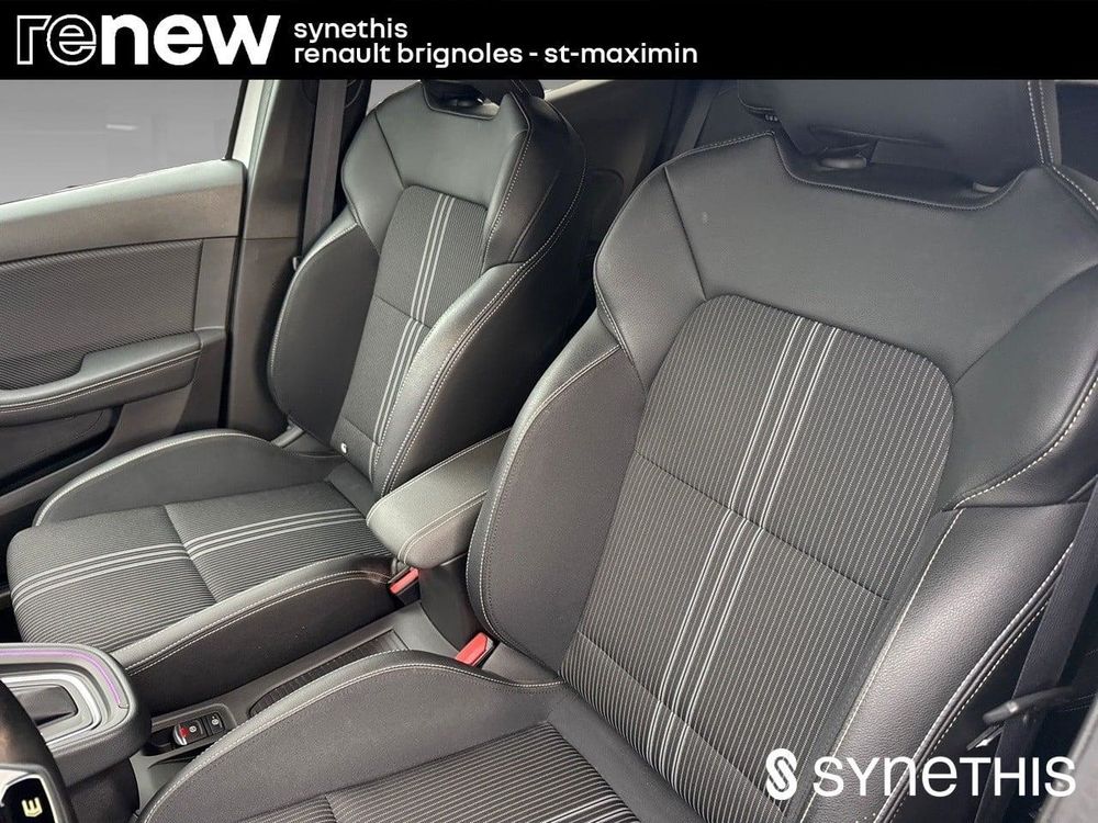 Clio V Clio E-Tech full hybrid 145 Engineered 2023 occasion 83170 Brignoles