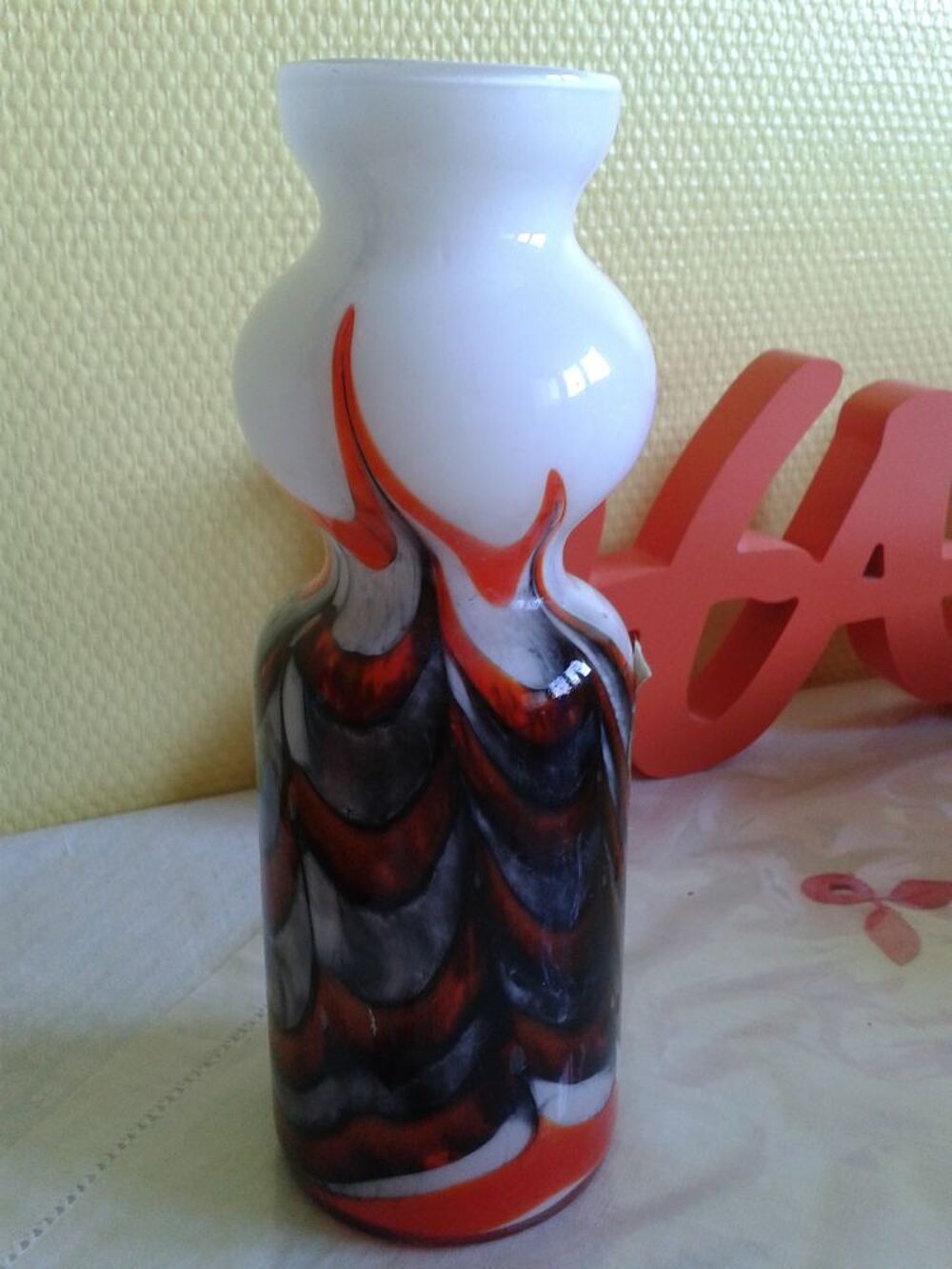 Vase Murano vintage orange noir blanc Décoration