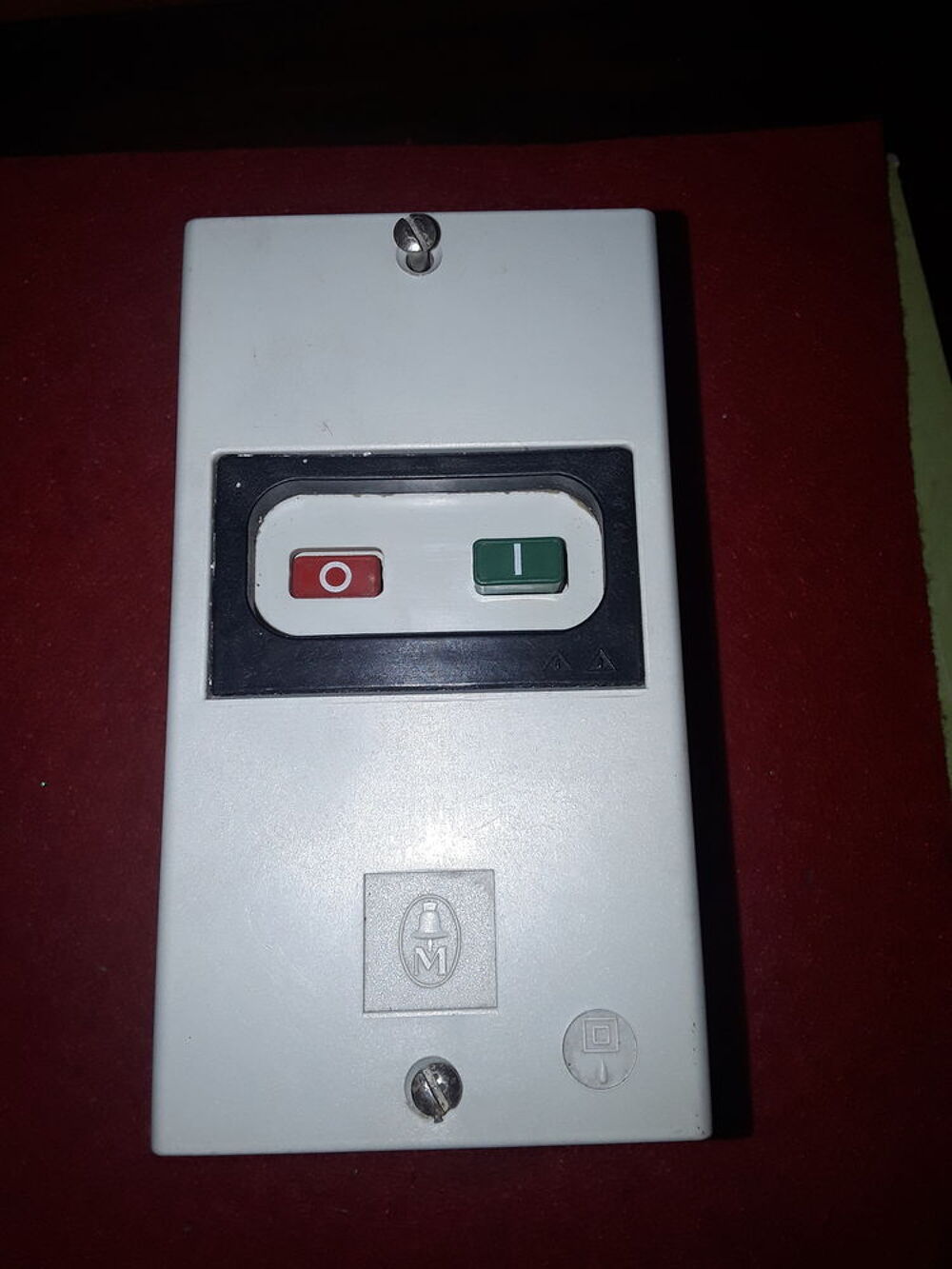 Disjoncteur de protection MOELLER PKZM0-0,24 + BOITIER Bricolage