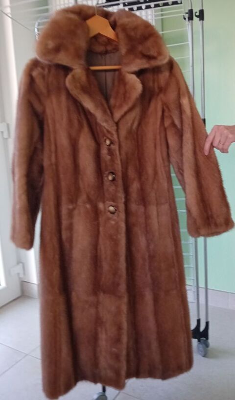 Manteau   FOURRURE VISON VERITABLE   T.42/ 44 800 Saint-Dizier (52)