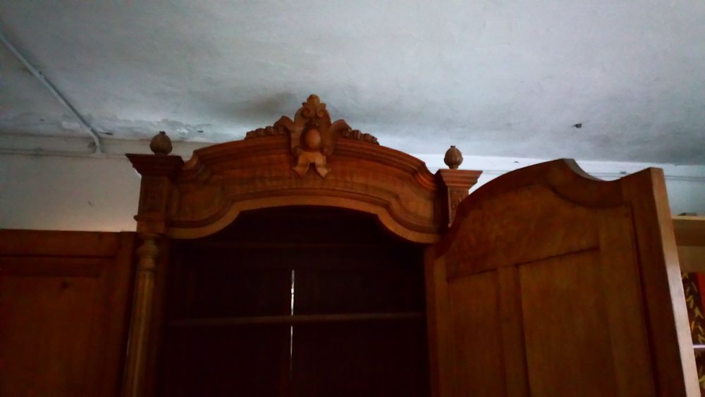 ANCIENNE ARMOIRE AVEC MIROIR Meubles