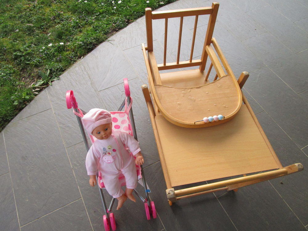 CHAISE HAUTE BEBE+POUSSETTE+BAIGNEUR Puériculture