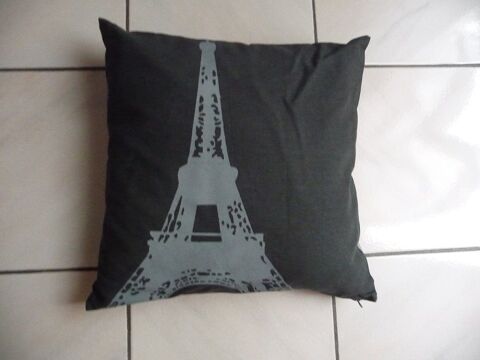 Coussin réversible tissu gris motif Tour Eiffel - NEUF 10 Celles-sur-Belle (79)
