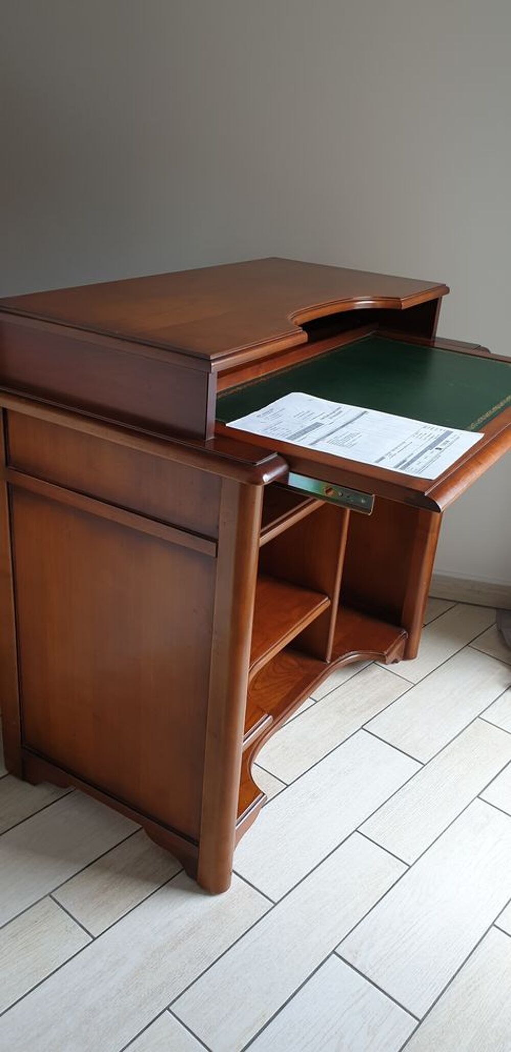 Bureau informatique en bois massif (merisier) Meubles