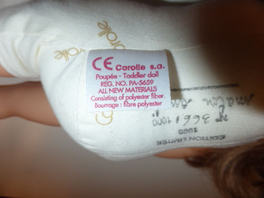 Poup&eacute;e Corolle Lili &agrave; la campagne Manou Ancelin 1998 