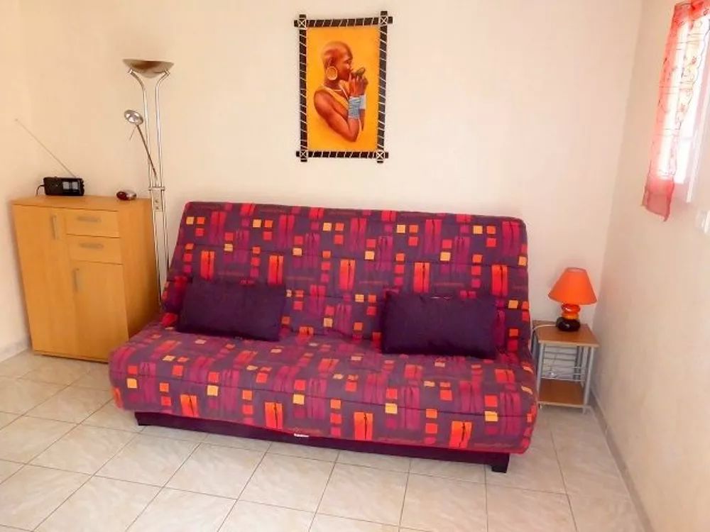   Maisonnette avec parking. Plage  2 kilomtres. Tout sjour. Languedoc-Roussillon, Prols (34470)