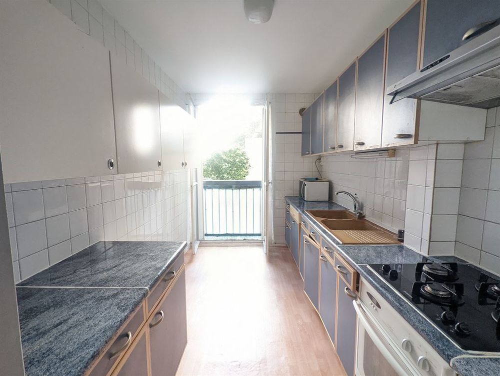 Vente Appartement Grand appartement familiale au calme avec BALCON Paris 19
