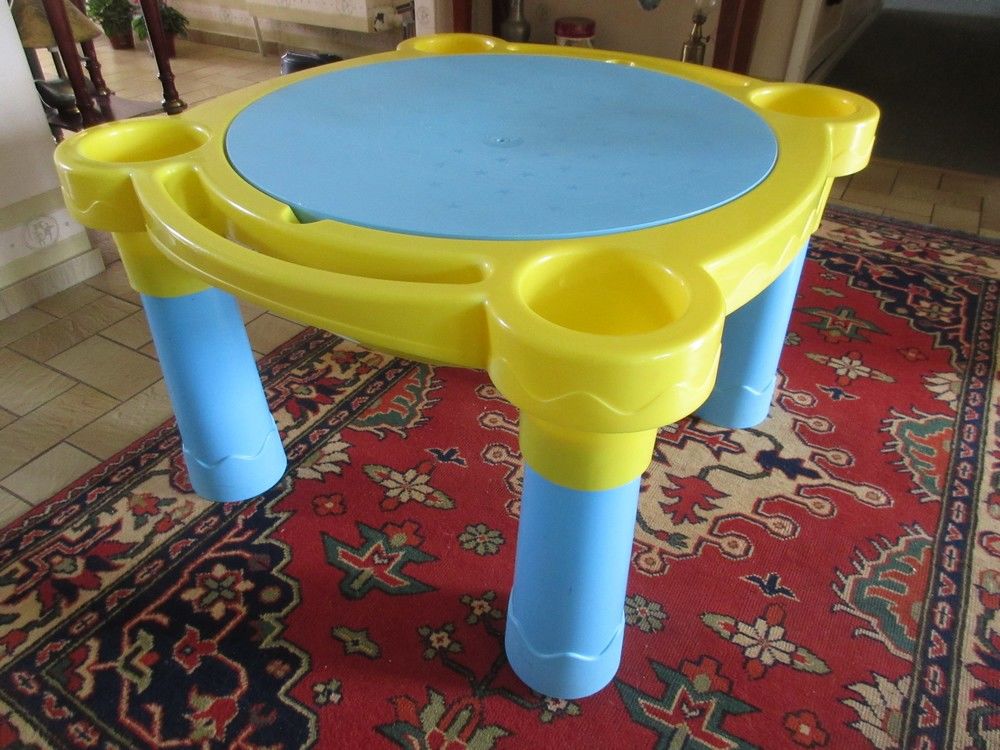 Table ronde pour enfant Jeux / jouets