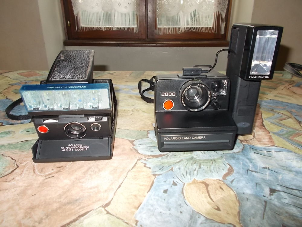 POLAROID Photos/Video/TV