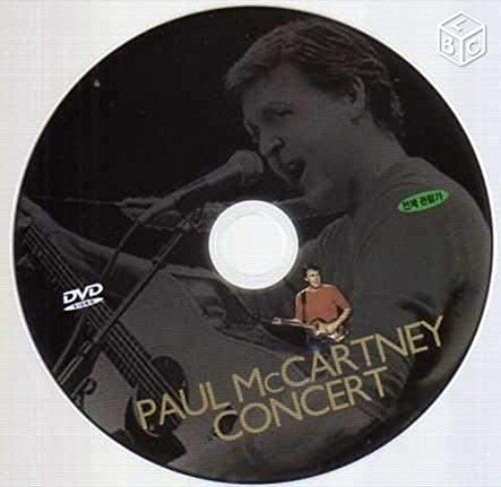 
PAUL Mc CARTNEY BACK IN THE USA (2002)
DVD et blu-ray