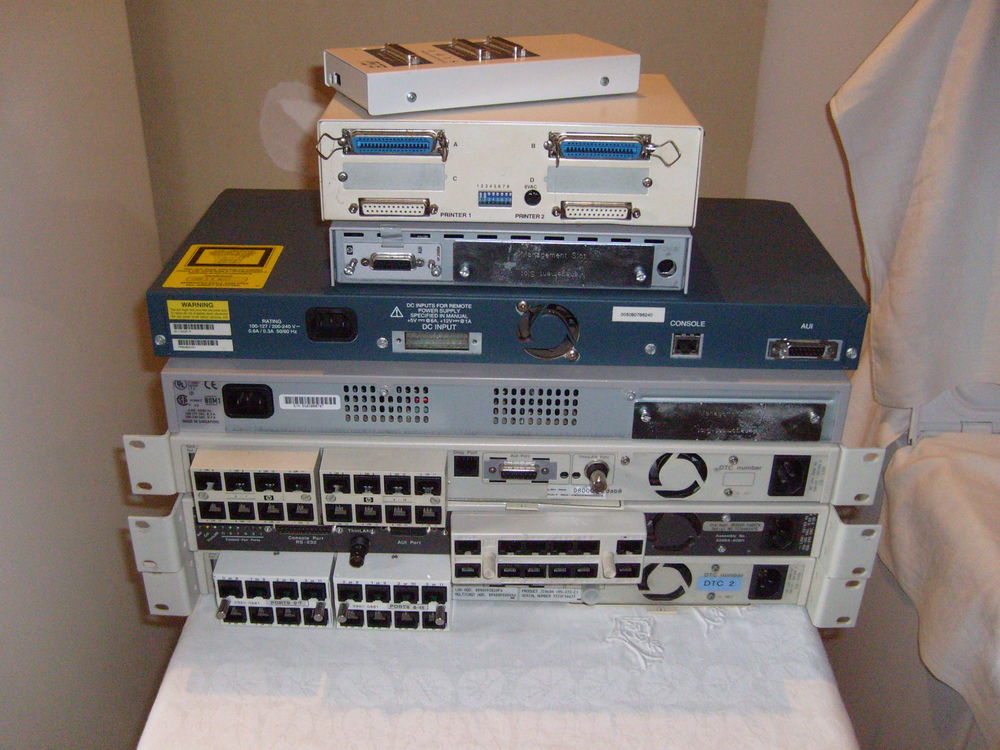 Mat&eacute;riel informatique, Ub, Server Matériel informatique