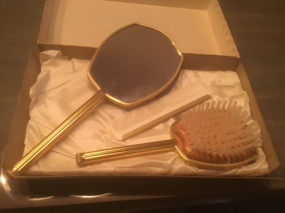 Coffret ancien Miroir brosse peigne Décoration