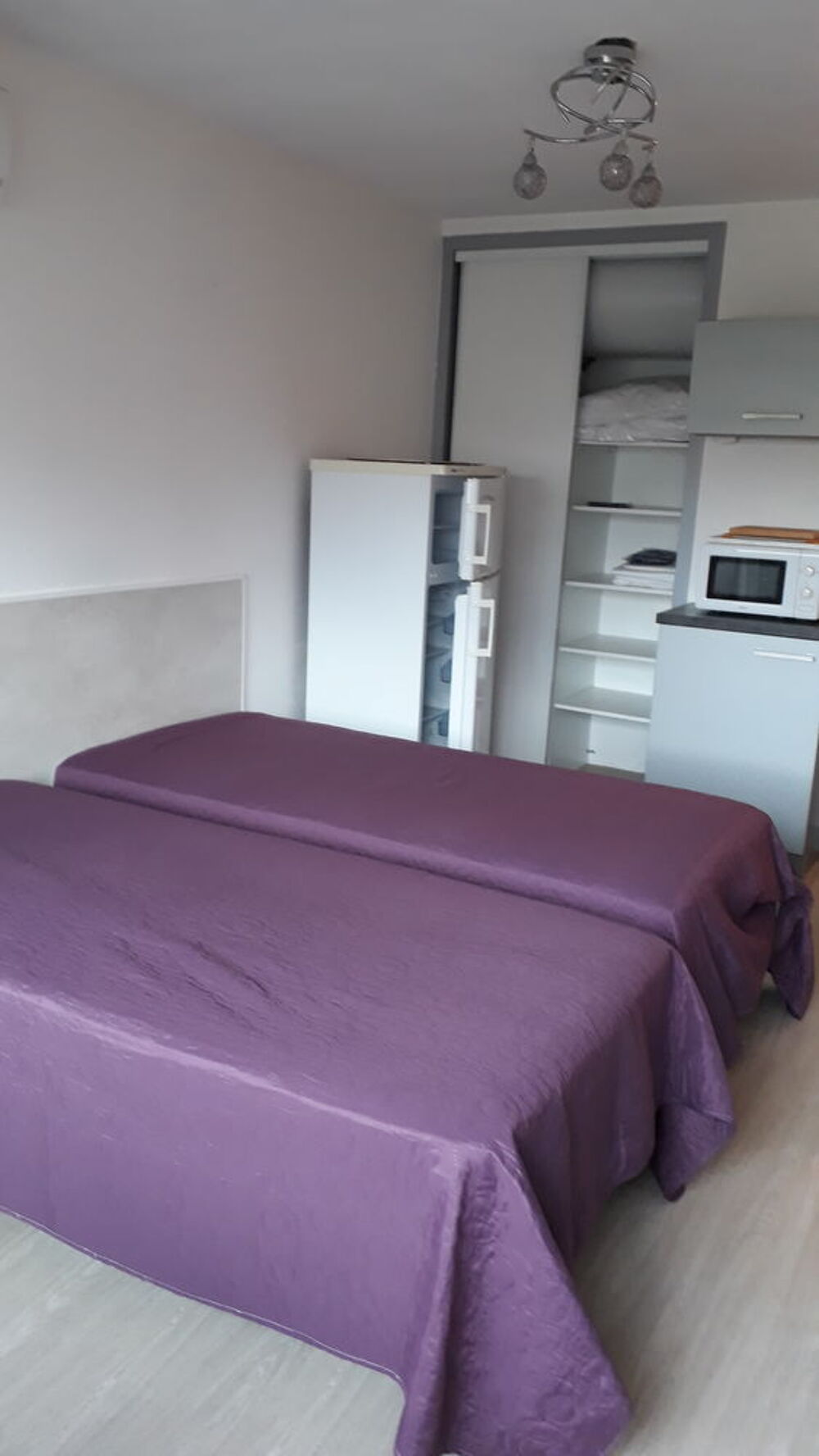 Location Chambre studio avec s d b separee Balaruc-les-bains