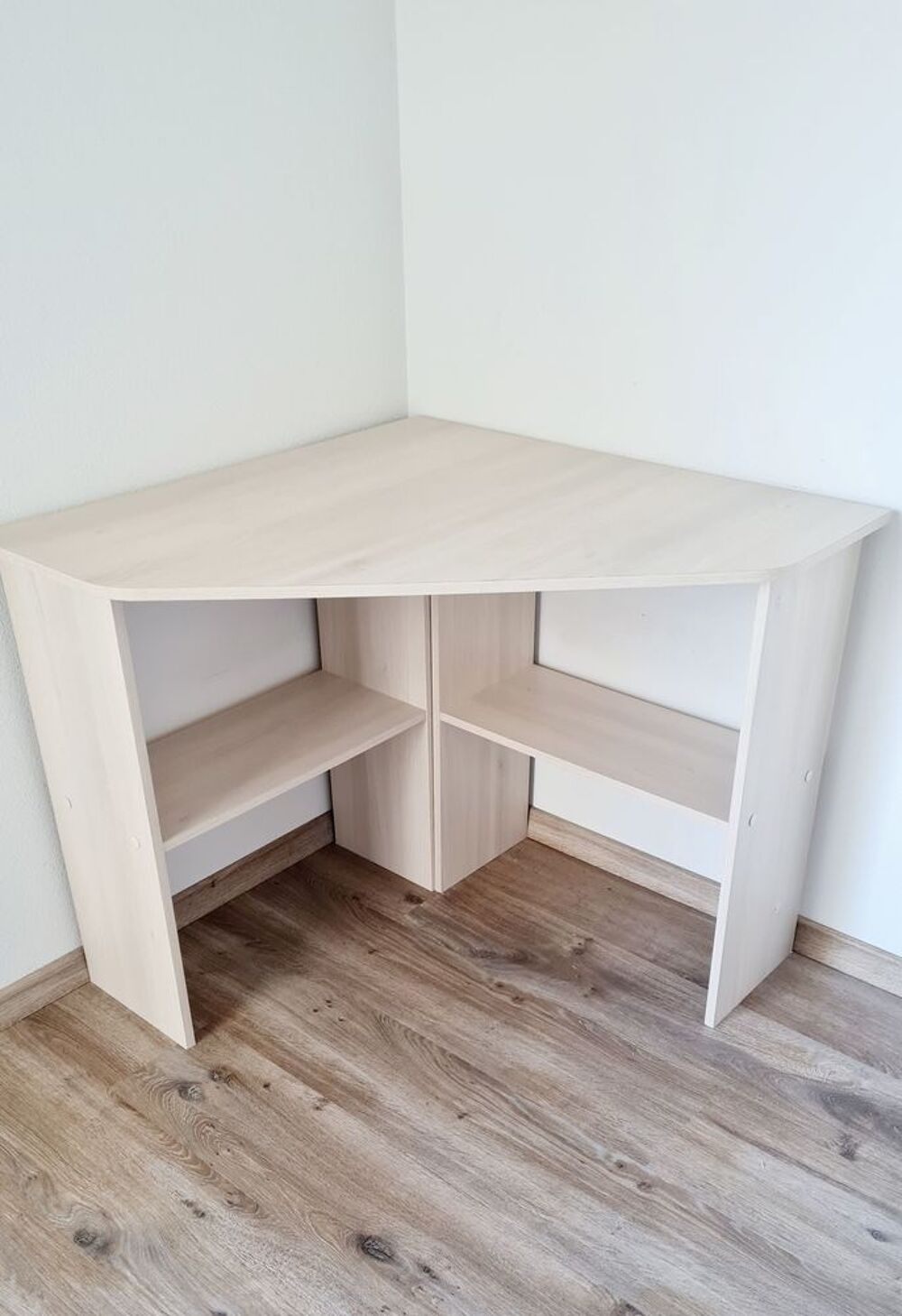 MEUBLE BUREAU pour coin de pi&egrave;ce Meubles