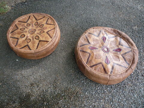 2 poufs marocain en cuir  vintage repose pieds du Maroc  65 Castres (81)