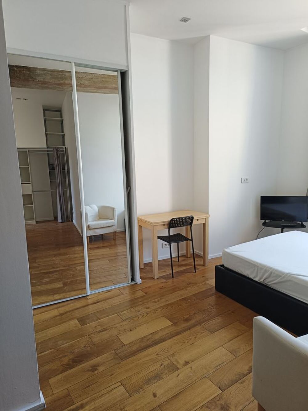 Location Appartement Musée Picasso -  studio meublé lumineux Paris 3