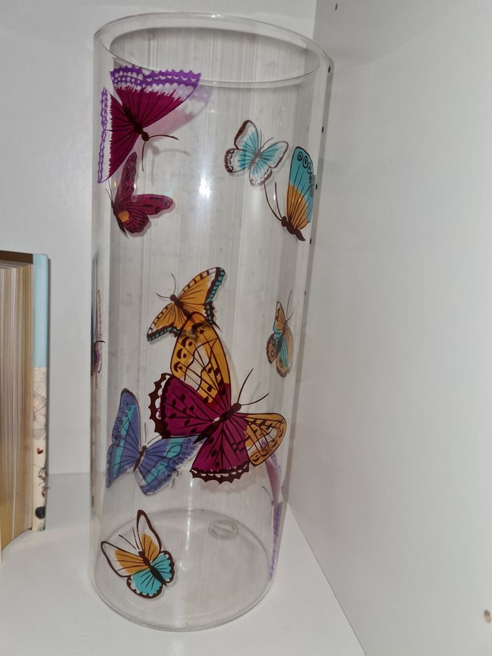 Grand vase peint papillons Dcoration