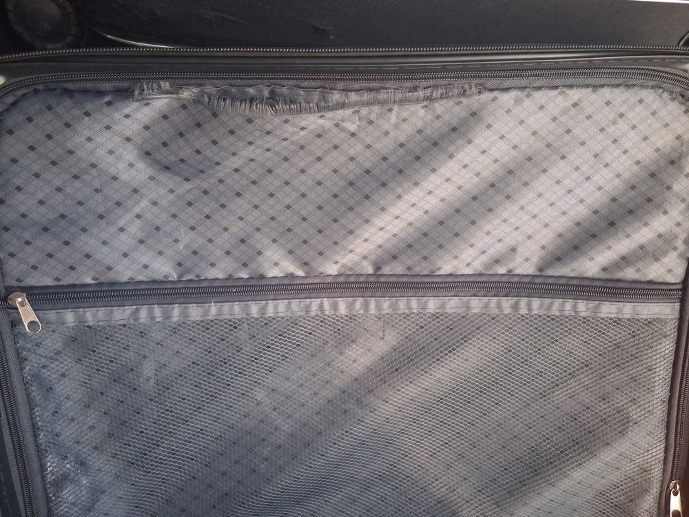 
Valise &agrave; roulettes rigide grise - Marque AIRPLUS Paris Maroquinerie