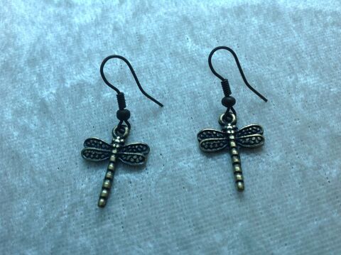 BOUCLES OREILLES LIBELLULE Envoi Possible
2 Tr�gunc (29)