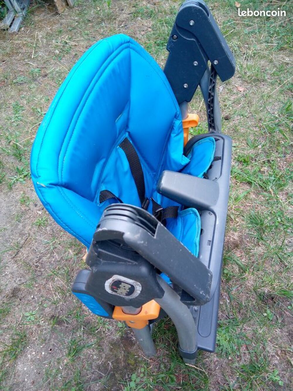 chaise Chicco inclinable, pliable Puériculture