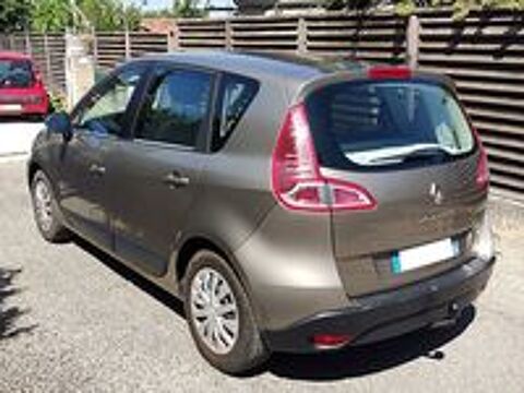 Sc&eacute;nic III Scenic III TCe 130 Expression Euro 5 2010 occasion 26210 Moras-en-Valloire