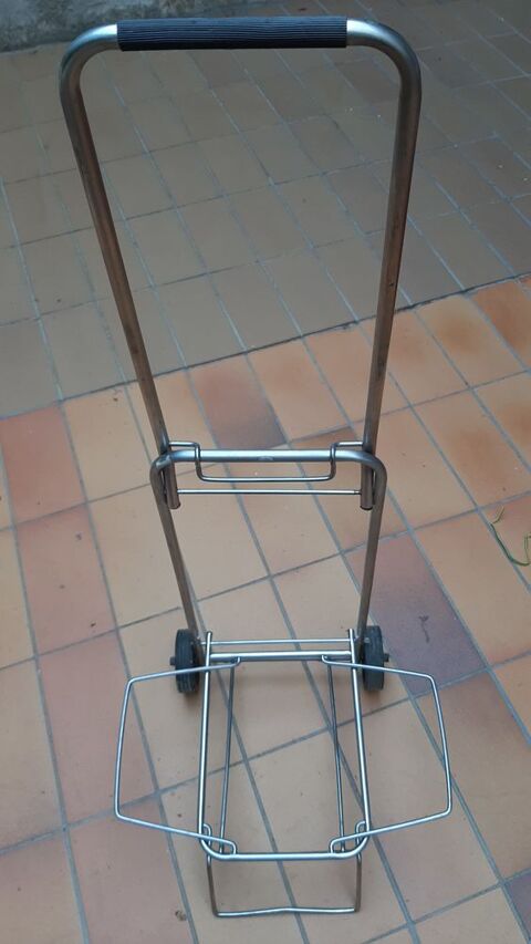 Petit chariot chrom pliable  19 Gardanne (13)