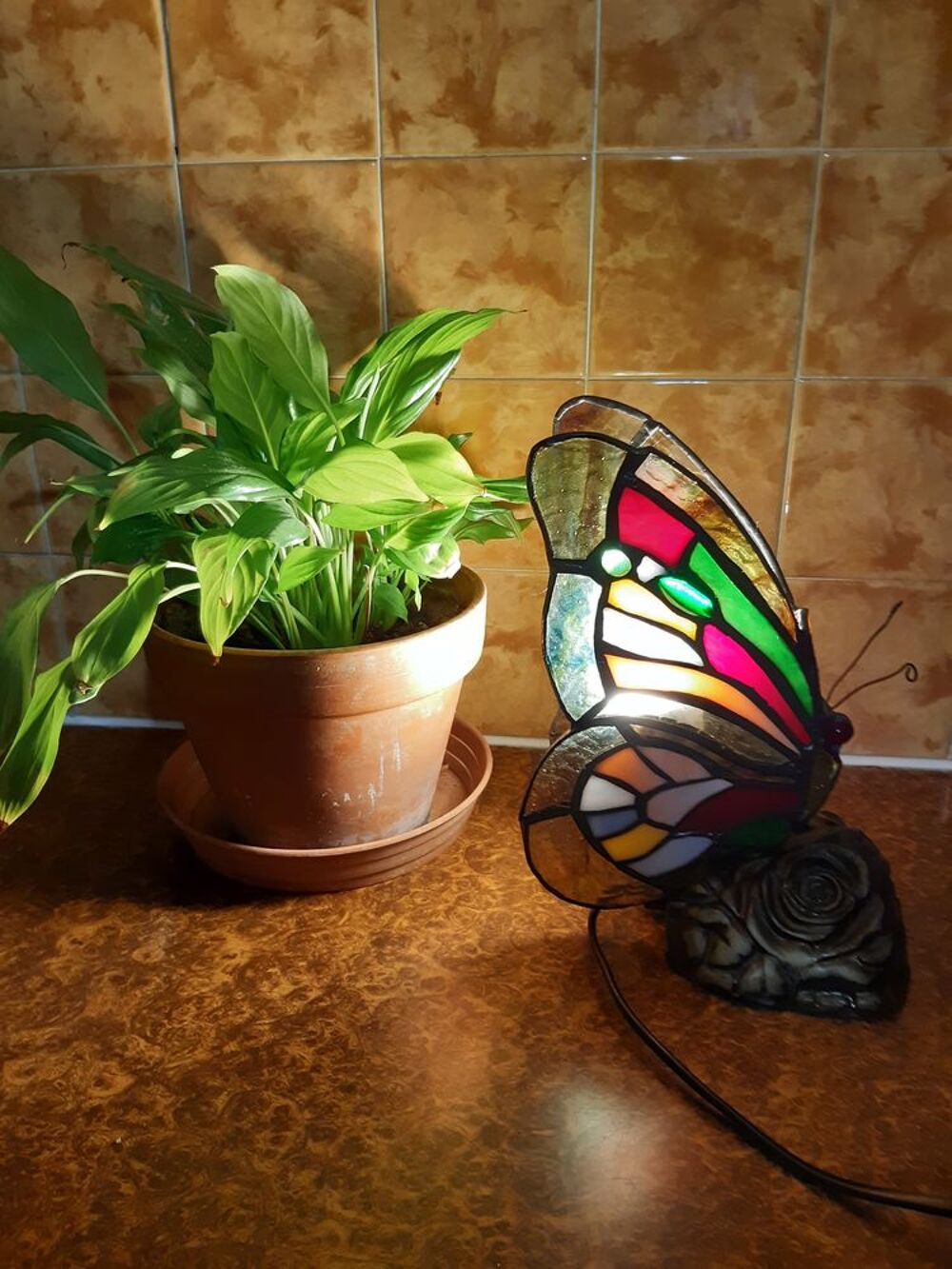 Lampe Papillon Style Tiffany. Décoration