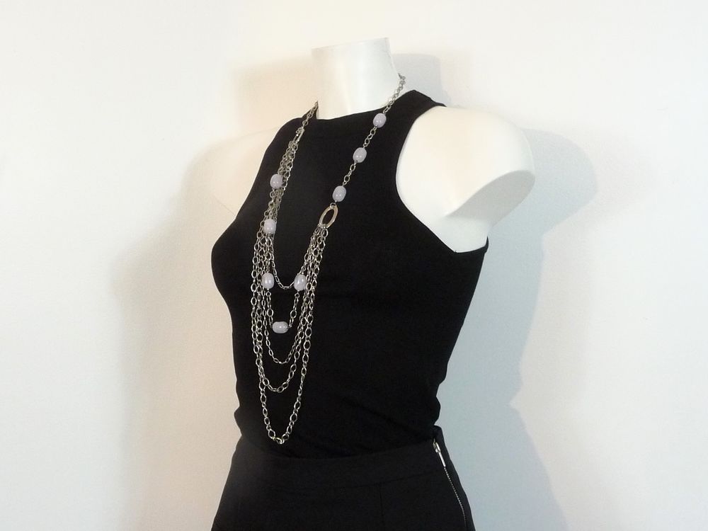 Collier/ Sautoir en M&eacute;tal Argent&eacute; avec Perles Plastique Gris Bijoux et montres