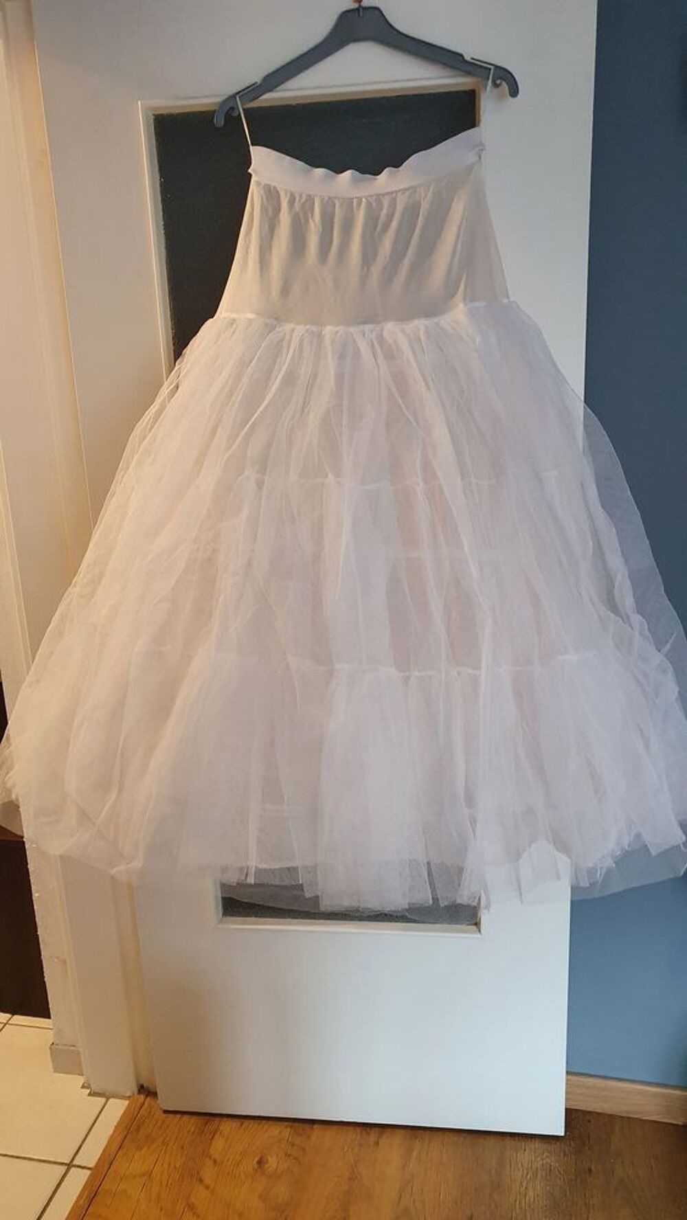 Robe de mari&eacute;e Vêtements