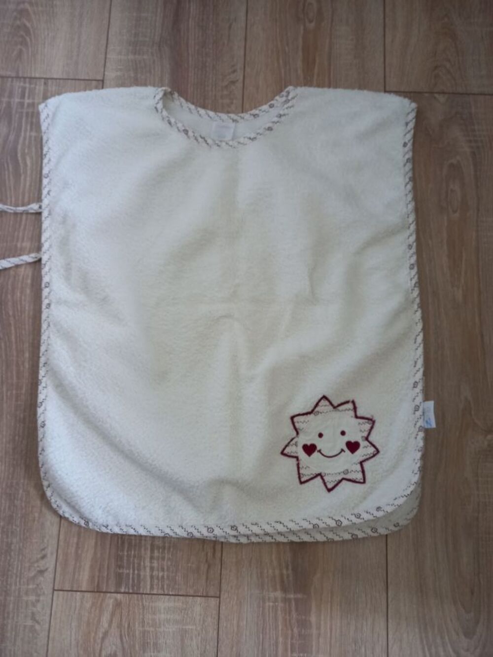 Cape de bain &eacute;ponge blanc cass&eacute; enfant marque Fashiona TU Vêtements enfants