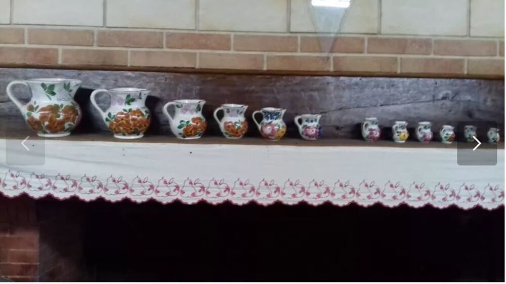 LOT de 12 CRUCHES tailles progressives Décoration