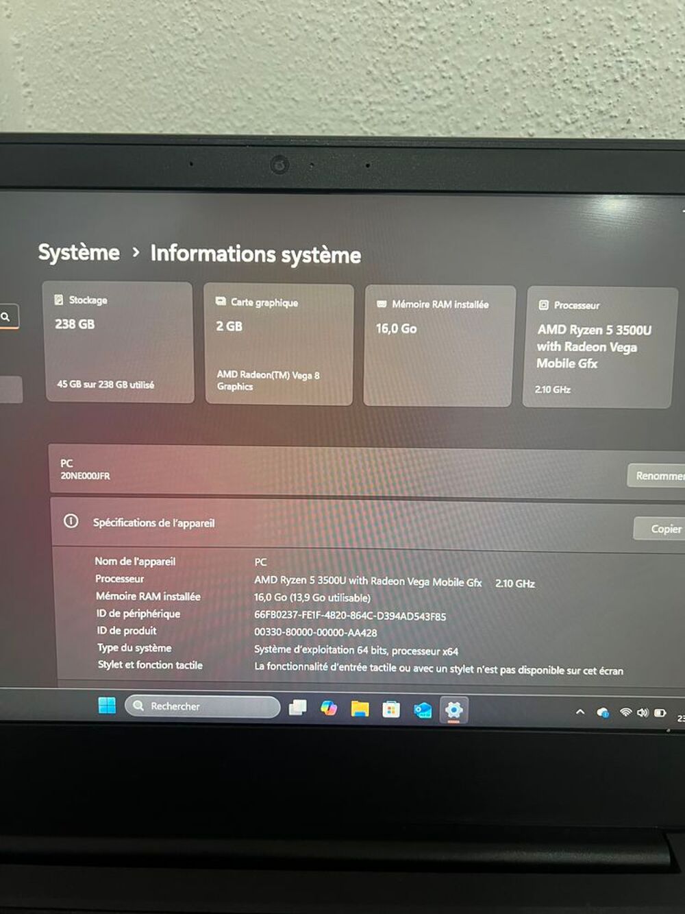 PC Portable / Ryzen 5-3500U / 16Gb DDR4 / SSD Matériel informatique