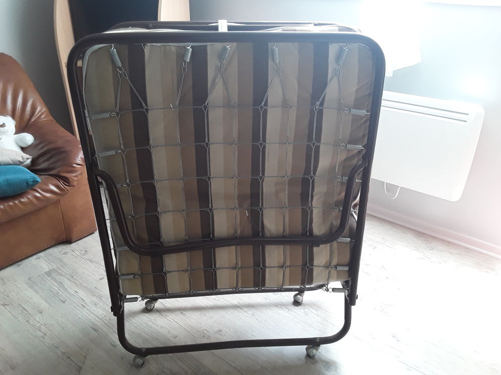 Lit cage pliant Meubles