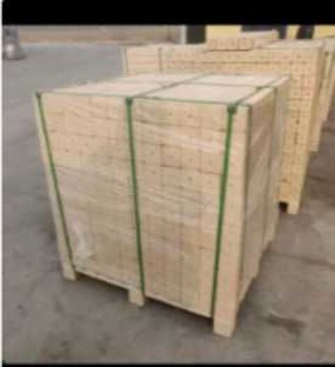 pieds de palettes europe (EPAL) 300 92220 Bagneux