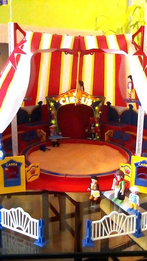 Playmobil Grand chapiteau 70 Chnehutte-Trves-Cunault (49)
