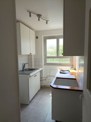  Appartement à louer 3 pièces 62 m²