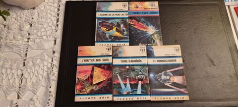 Livres de science fiction
2 Maubeuge (59)