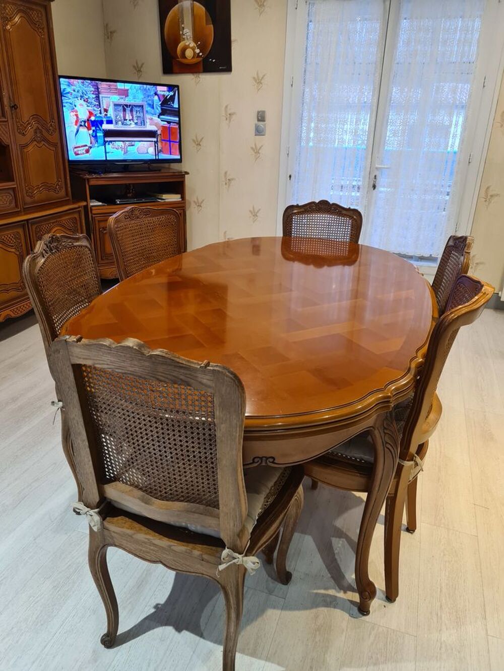 salle &agrave; manger merisier Meubles