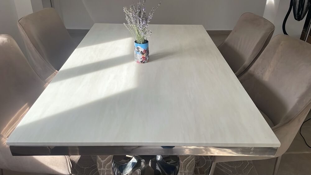 Table et chaises Meubles