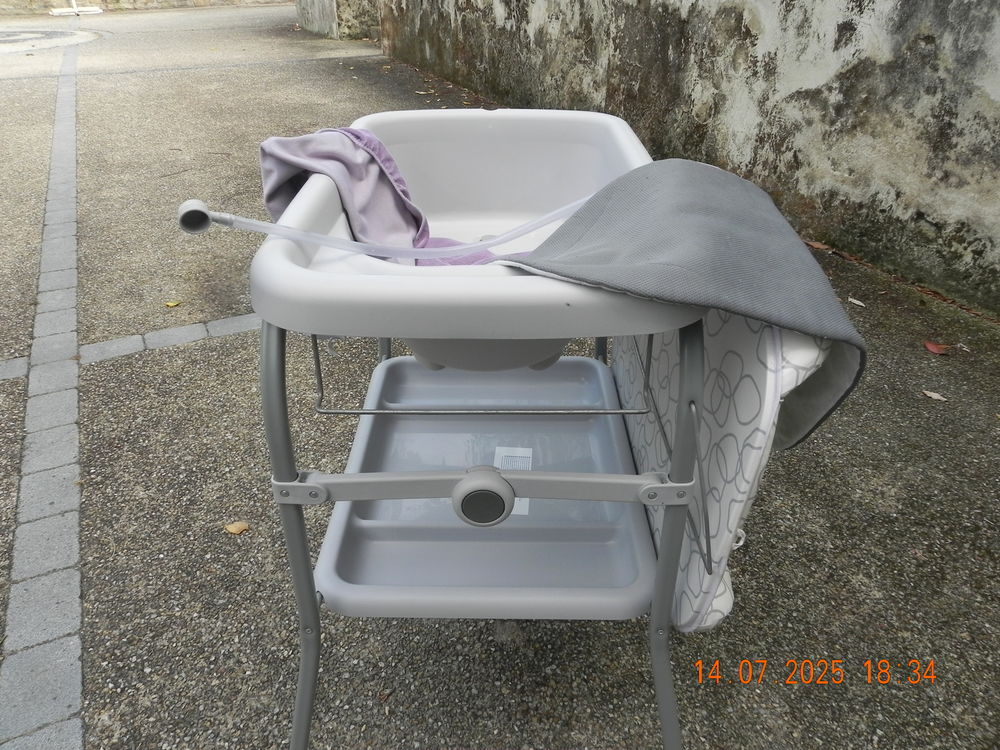 meuble change bain b&eacute;b&eacute; Mobilier enfants