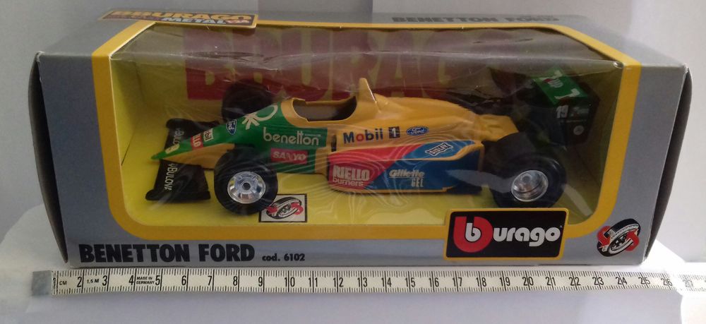 voiture collection F1 Benetton Ford m&eacute;tal 1/24. 