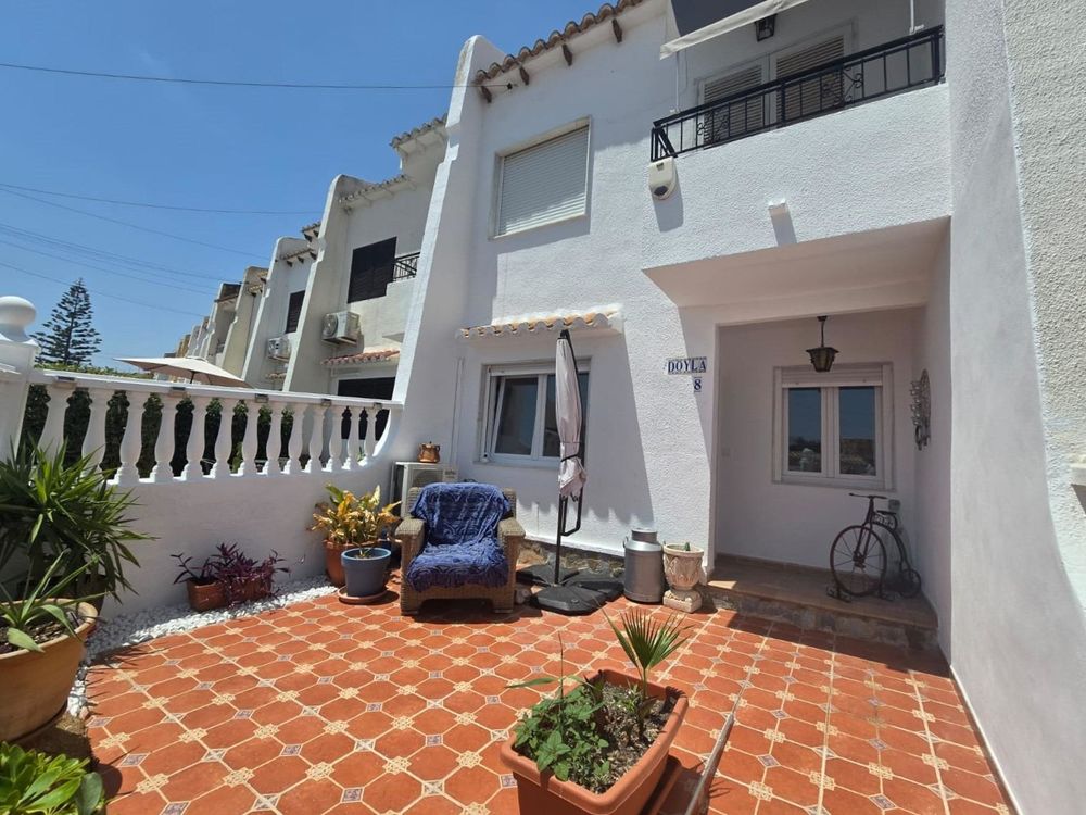 Vente Maison Maison 3 chambres avec piscine commune à Torrevieja Torrevieja, espagne (Espagne)