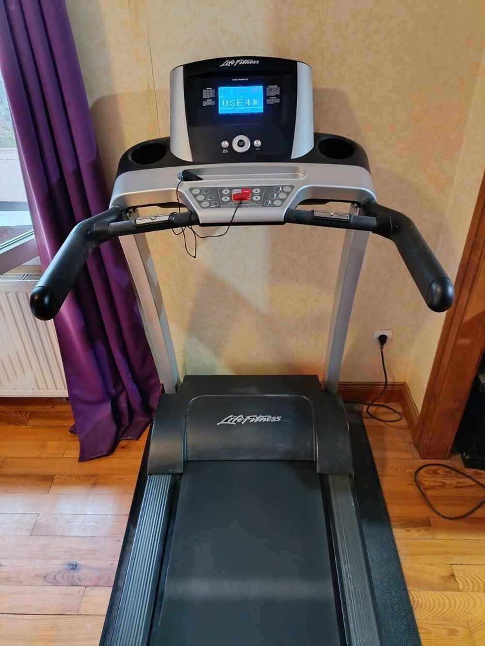 Life Fitness F3 semi professionnel avec absorption de choc Sports
